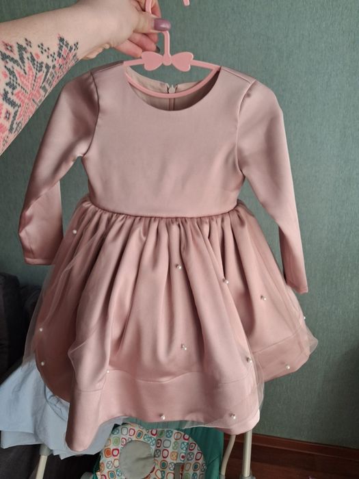 Сукня для дівчинки