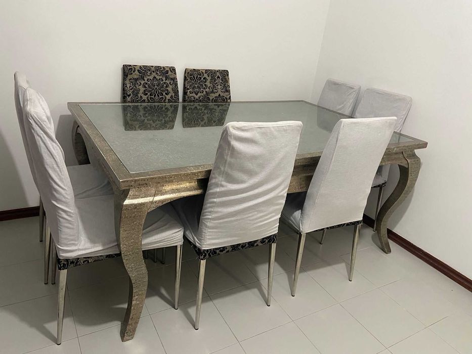 Mesa Jantar + 8 cadeiras