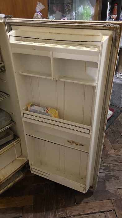 Холодильник бирюса10