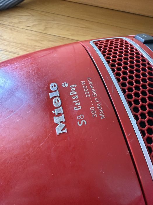 Aspirador Miele Cat&Dog S8