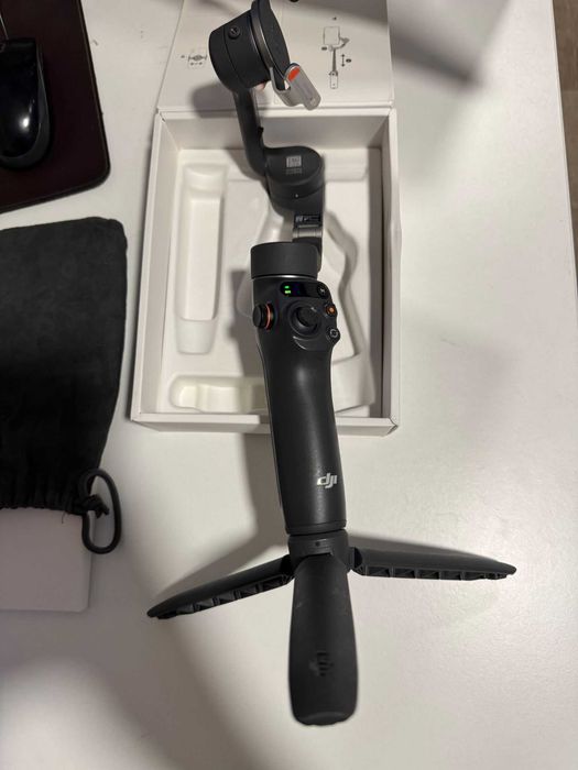 Gimbal Estabilizador DJI Osmo Mobile 6