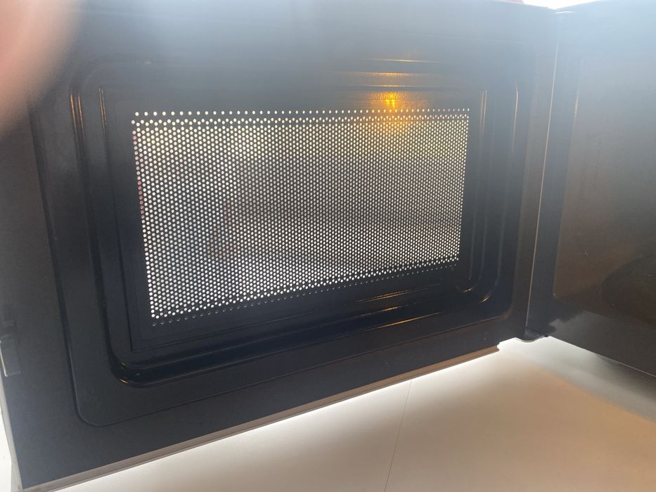 Mikrofala z funkcją Grill