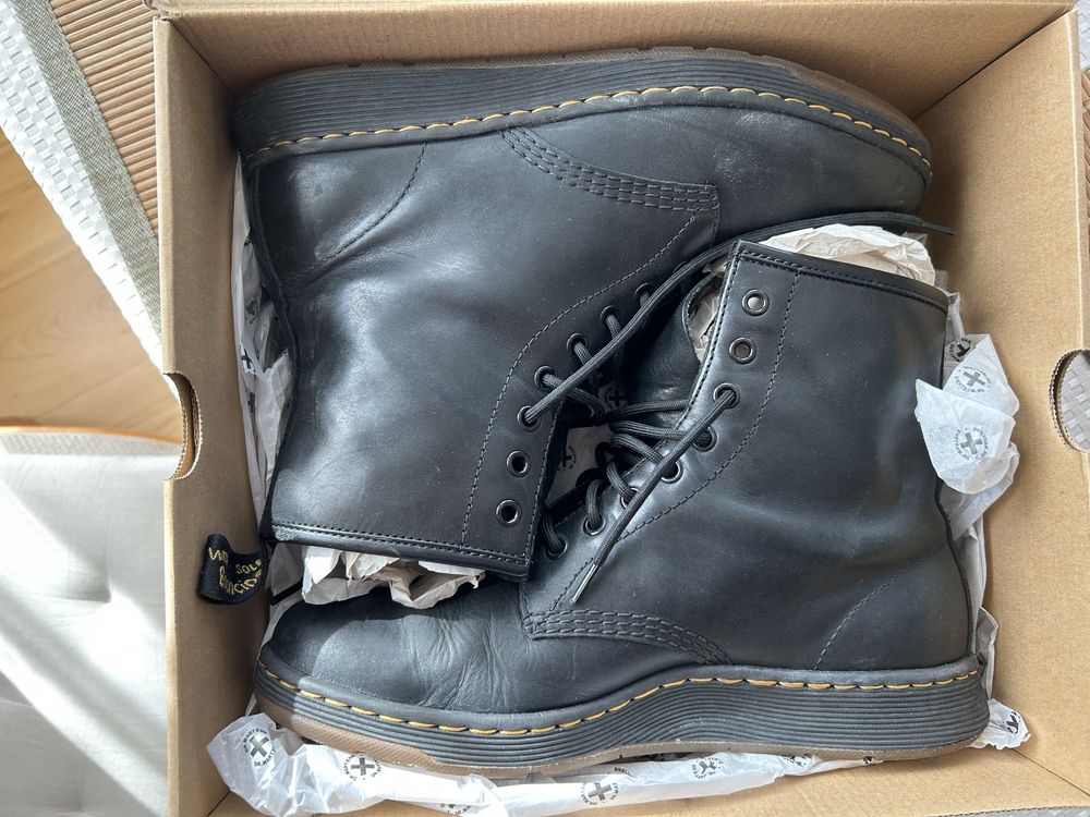 Buty Dr. Martens AirWair Newton 43 Bielsko Bia a OLX.pl