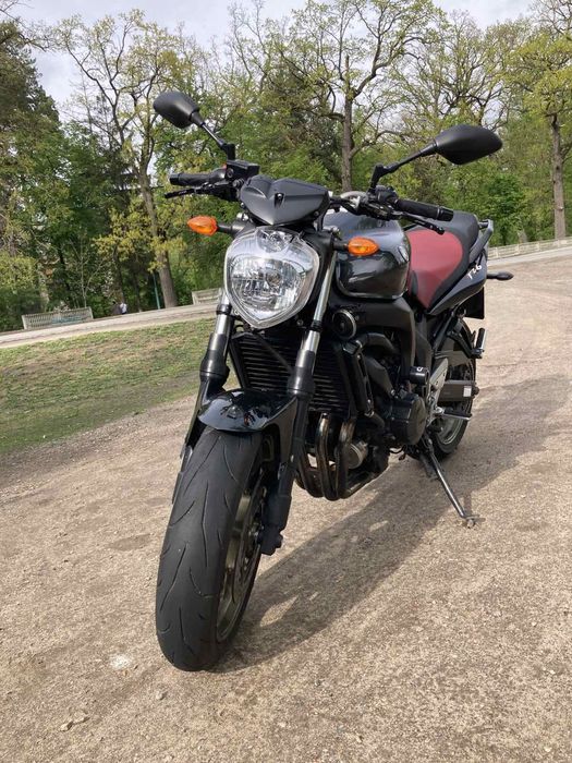 В продажі YAMAHA FZ6-S2