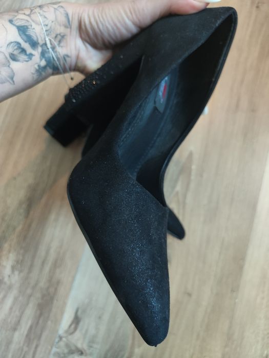 Czółenka na słupku