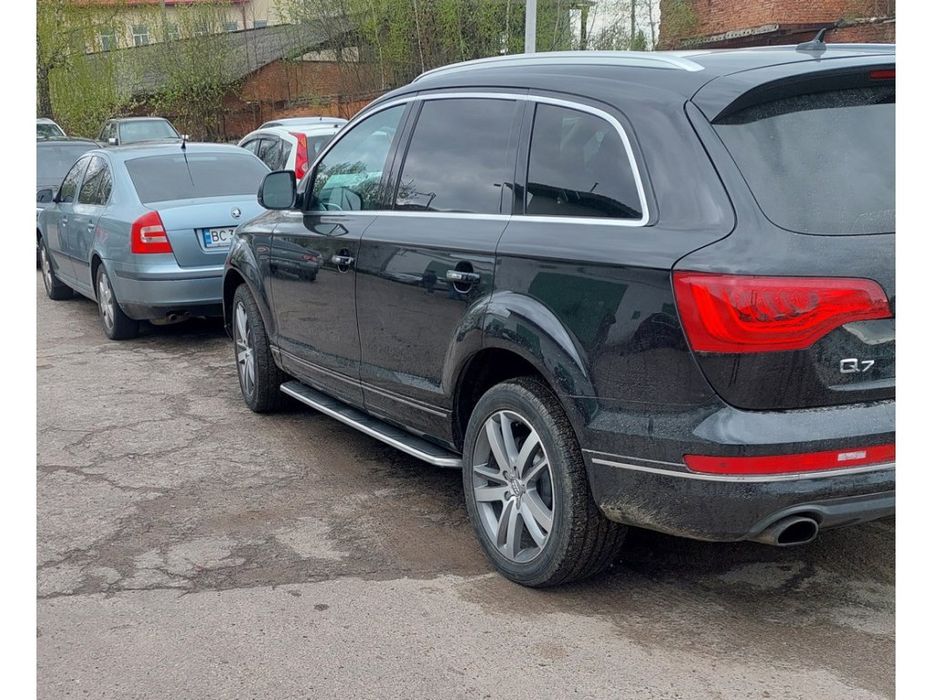 Audi Q7 2016+ Боковые пороги подножки (тип-1) (г)