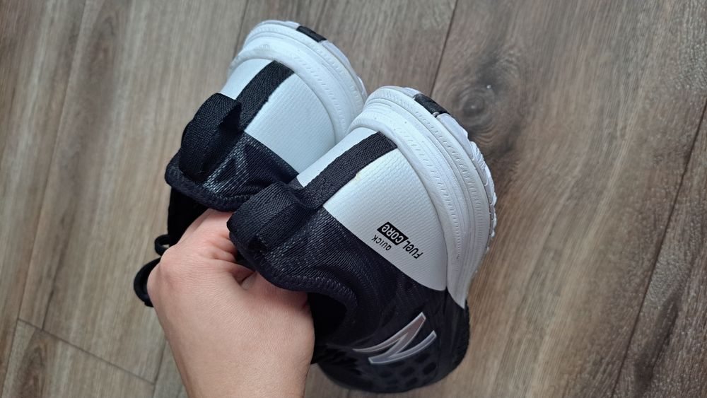 Buty new balance fantomfit 45