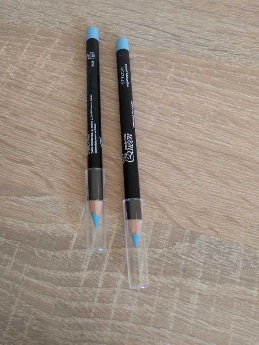 2 nowe blekitne kredki do oczu