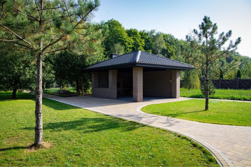 Елітний будинок біля лісу Рованці, вул. Княжа 360 м2