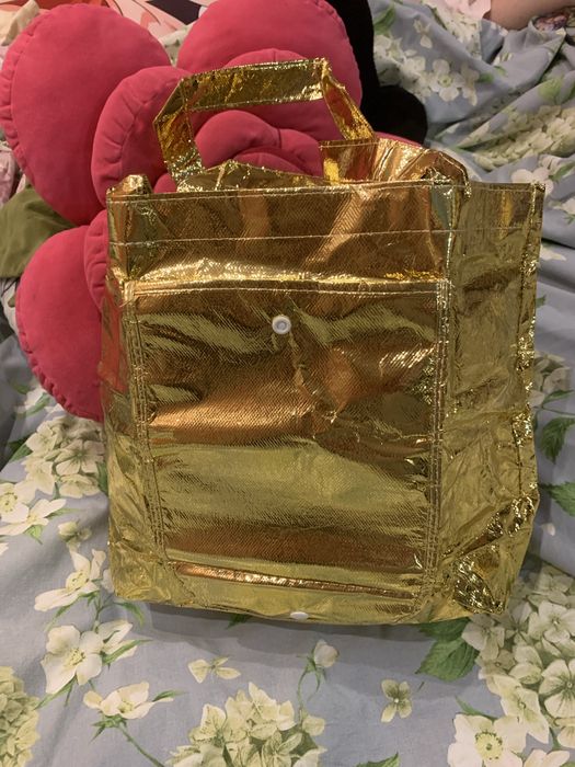 Золотая сумочка трансформер для упаковки подарков