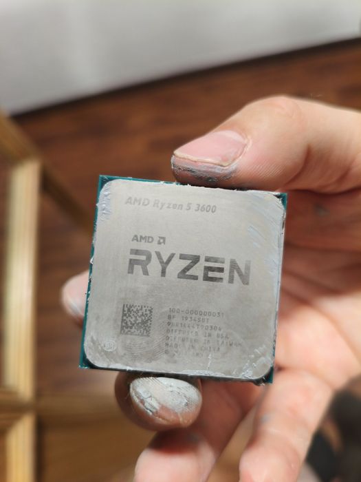 AMD Ryzen 5 3600 AM4 + Cooler de Fábrica - Como Novo