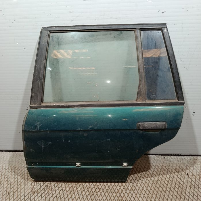 Porta trás esquerda BMW 3 Touring (E30)