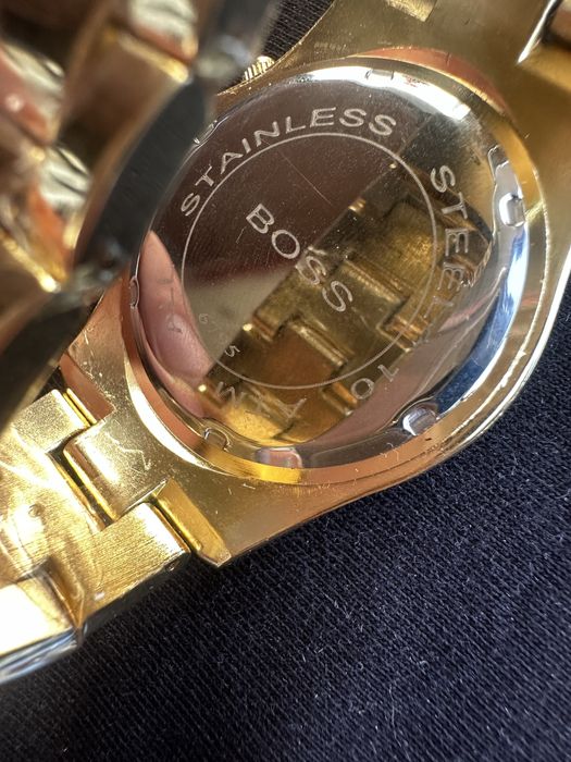 Zloty zegarek Hugo Boss