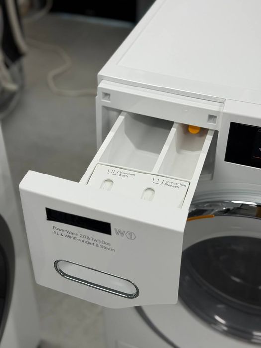 ГАРАНТІЯ Miele WWR 880 WPS: Флагманська пральна машина / Стиральная машина