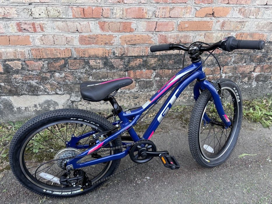 Велосипед GT 20 STOMPER prime ( два кольори)