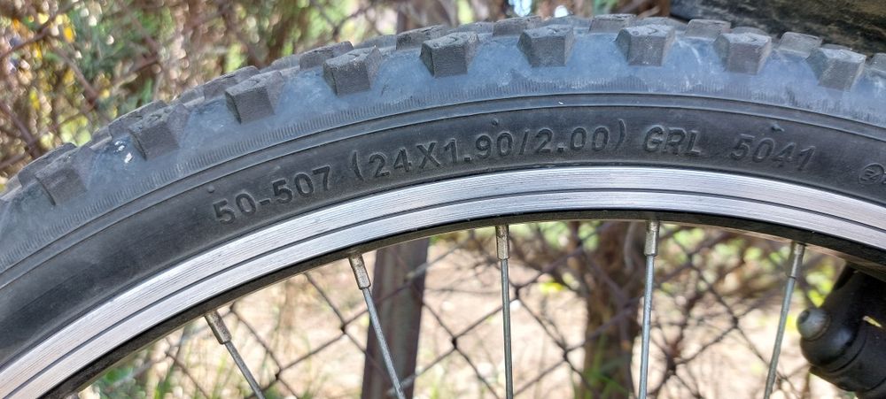 Rower Rockrider koła 24