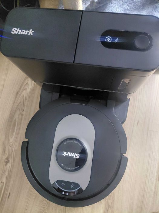 WYPRZEDAŻ Robot sprzątający ze stacją samo OPRÓŻNIANIA