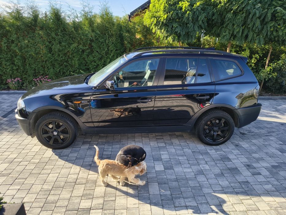 Sprzedam BMW X3 2.0 benzyna zamiana