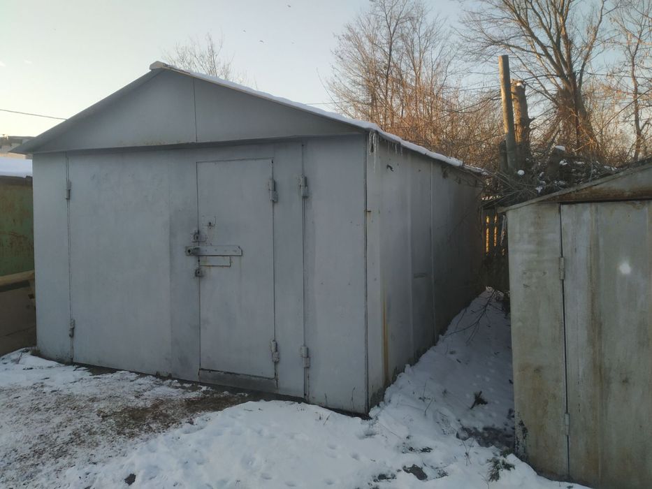 Сдам в оренду великий металевий гараж