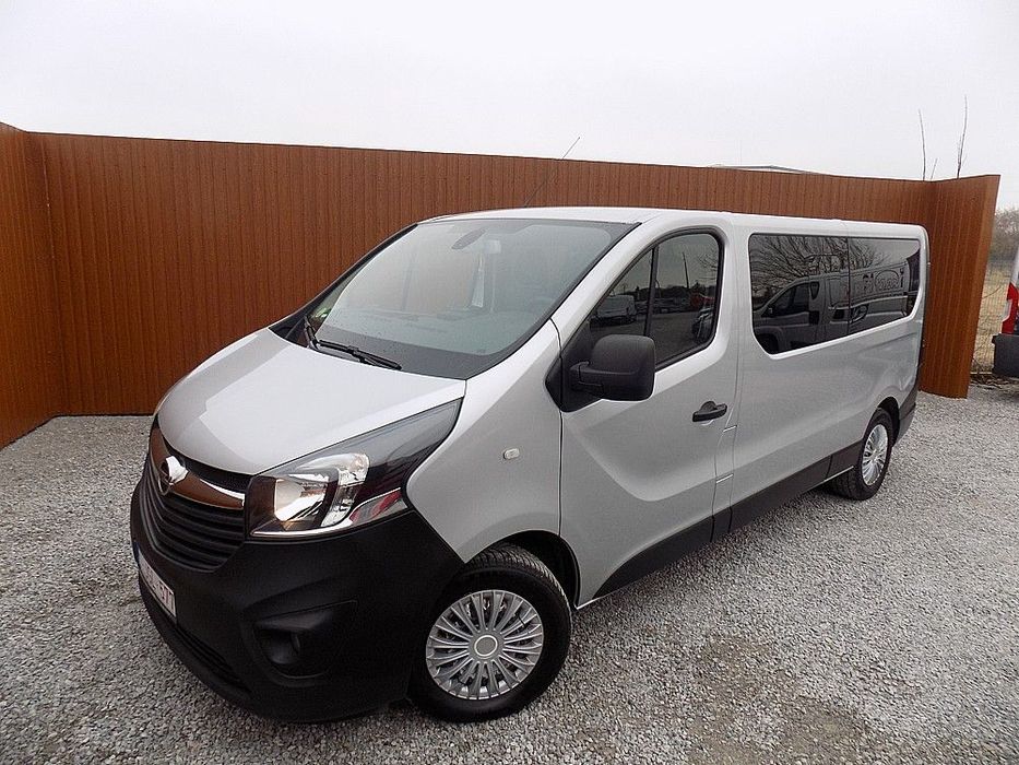 Opel Vivaro 1.6 Cdti!! Długi!! Long!! 9 Osób!! Navi Kolor!!