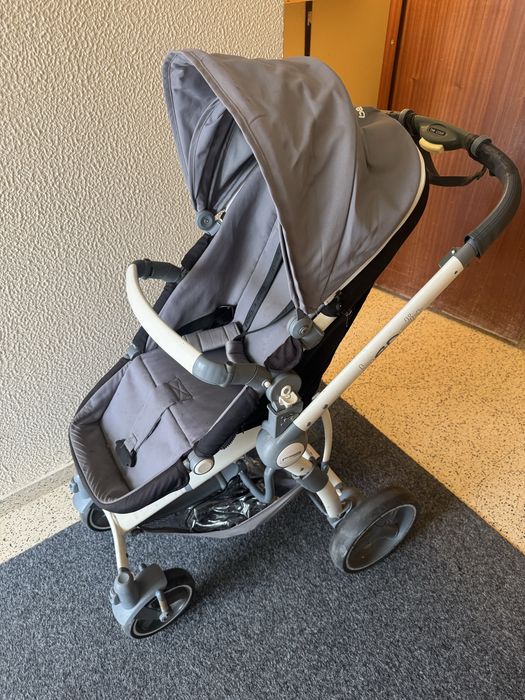 Carrinho  de bebe trio