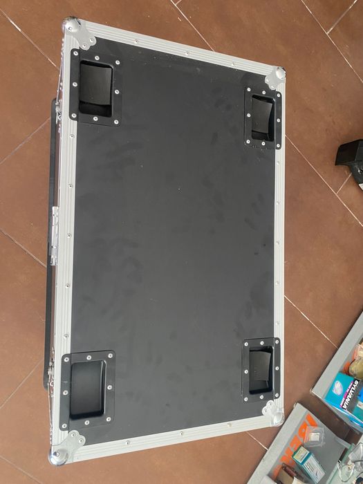 Flight Case com rodas