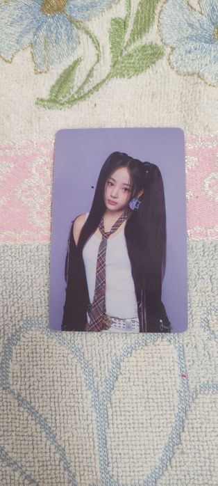 К-рор ломо карти newjeans