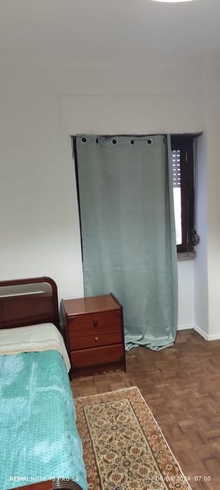 Quarto para arrendar