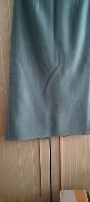 Продам теплу спідницю 46р