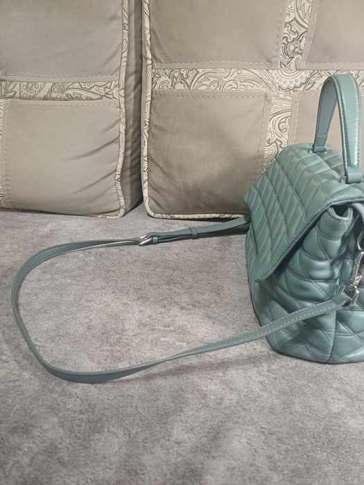 Сумка.          .