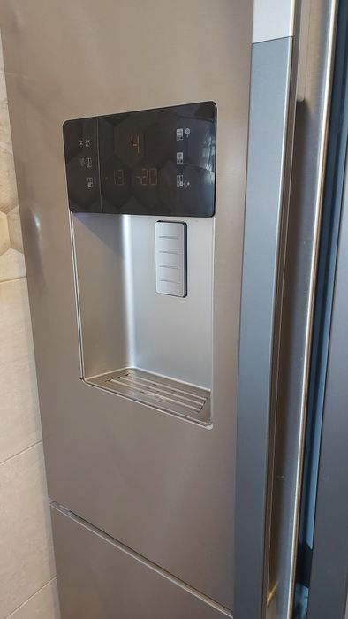 Lodówka  BEKO duża z zamrażalką 180cm