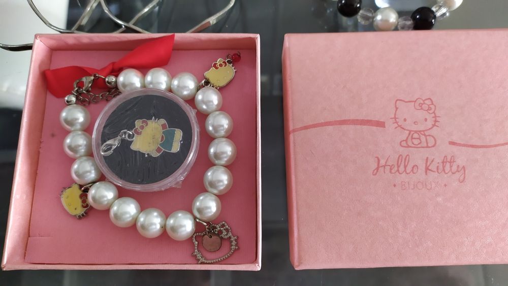 Lote de 13 pulseiras novas por 49,99€ ou 7,99€ cada