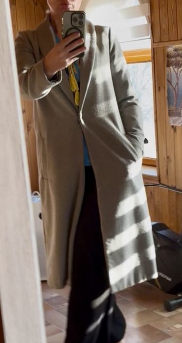 елегантне демісезонне пальто