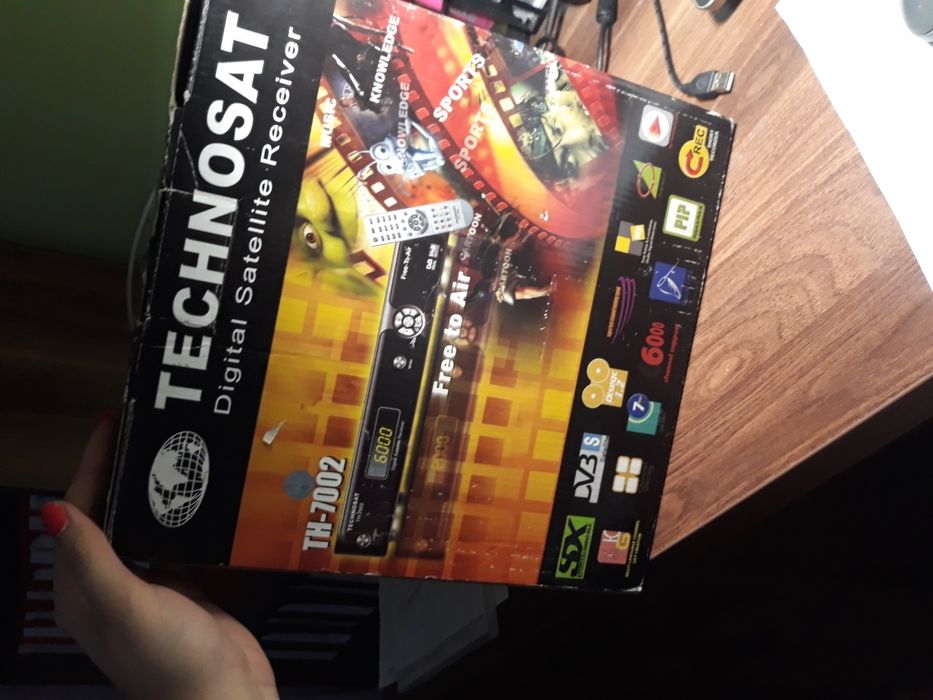 Тюнер Ресивер Technosat 7002
