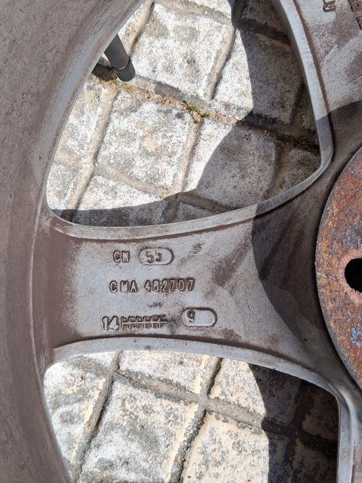 Set of 4 alloy wheels with tyres (price reduction)