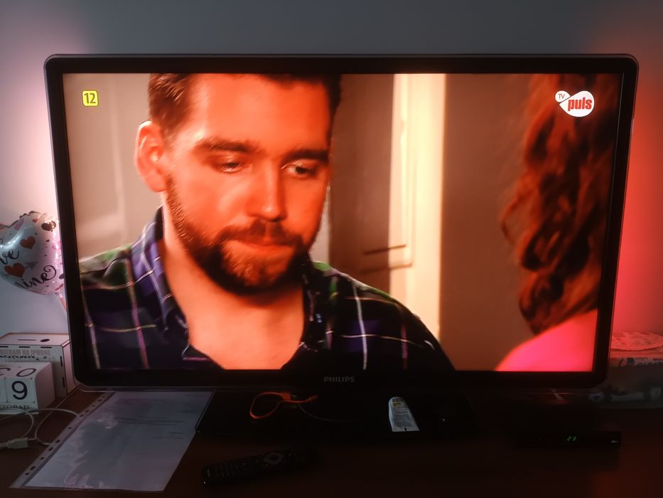 Telewizor PHILIPS 42 cale