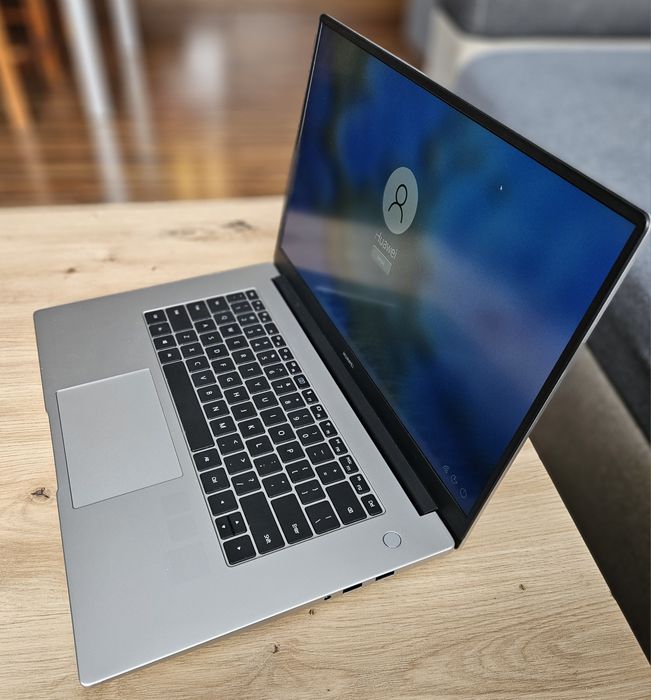 Laptop Huawei Matebook D15