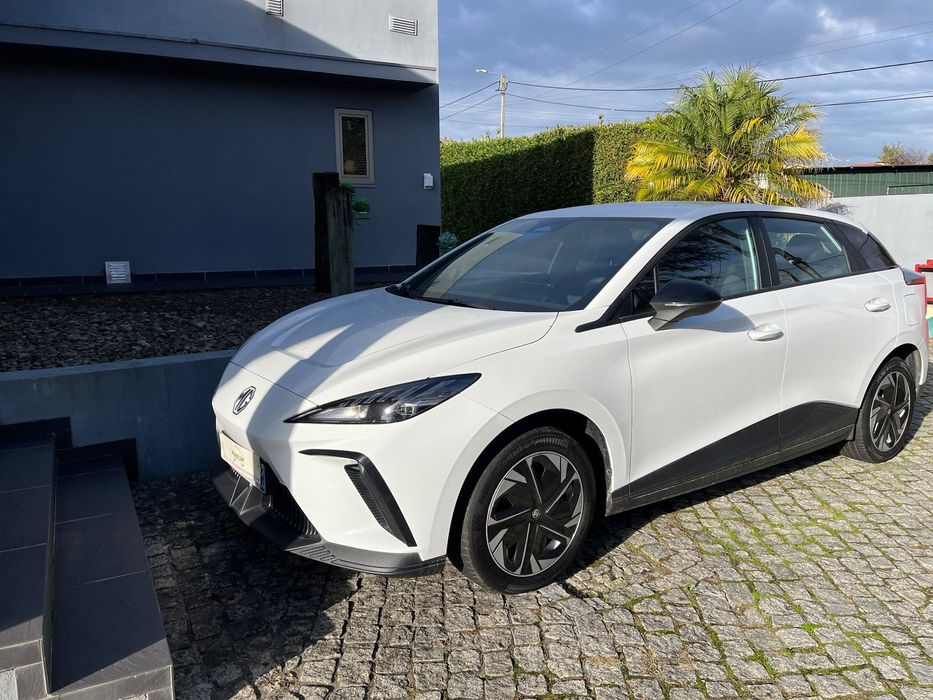 MG MG4 51 kWh Standard