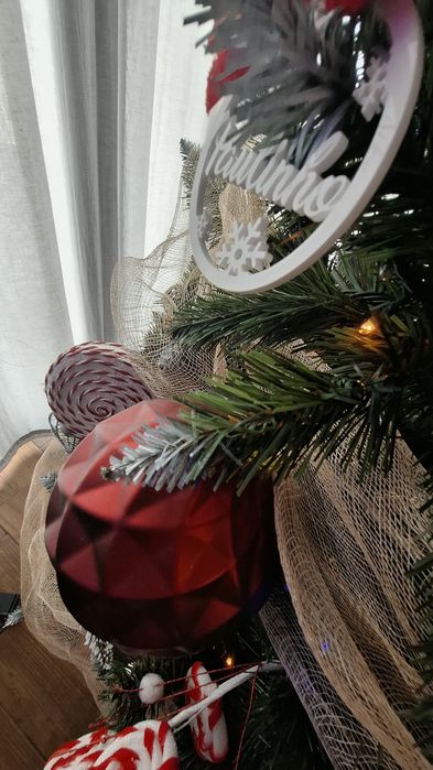 Árvore de natal usada apenas 1 vez