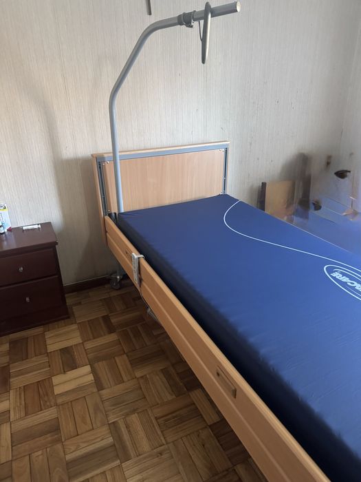 Cama articulada electrica com colchao e sobre colchao