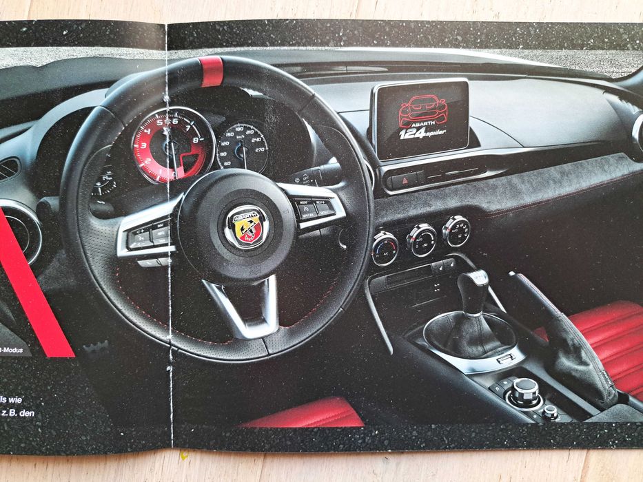 Abarth 124 Spider (FIAT 124 Spider) 2018 prospekt 26 str., stan BDB-