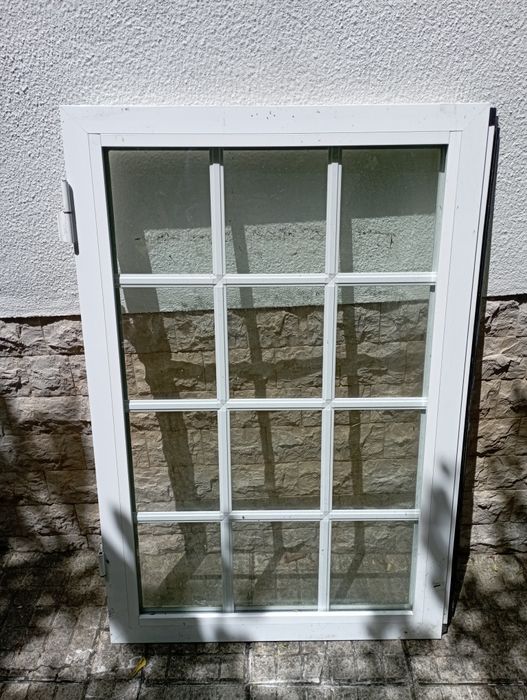 Janela alumínio 75x110