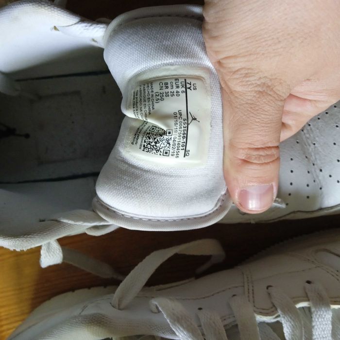Air Jordan 1 Low stan b. dobry rozmiar 40 białe