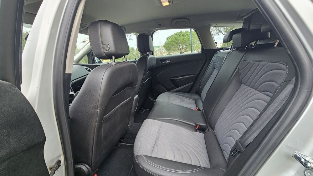 Opel Astra Caravan 1.6 cdti 2014