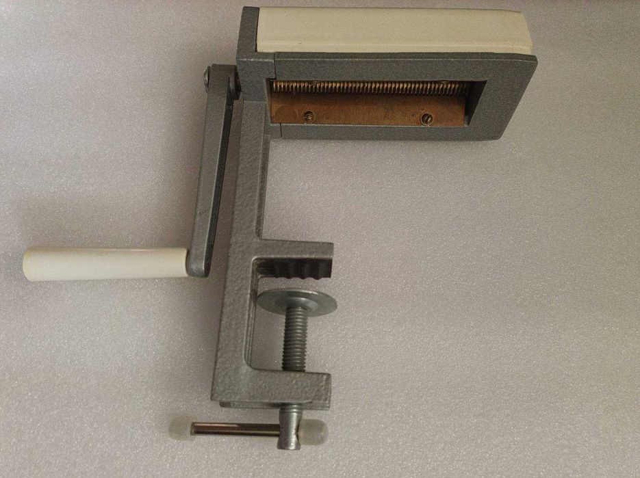 Лапшерезка бытовая СССР. Латунные шнеки.