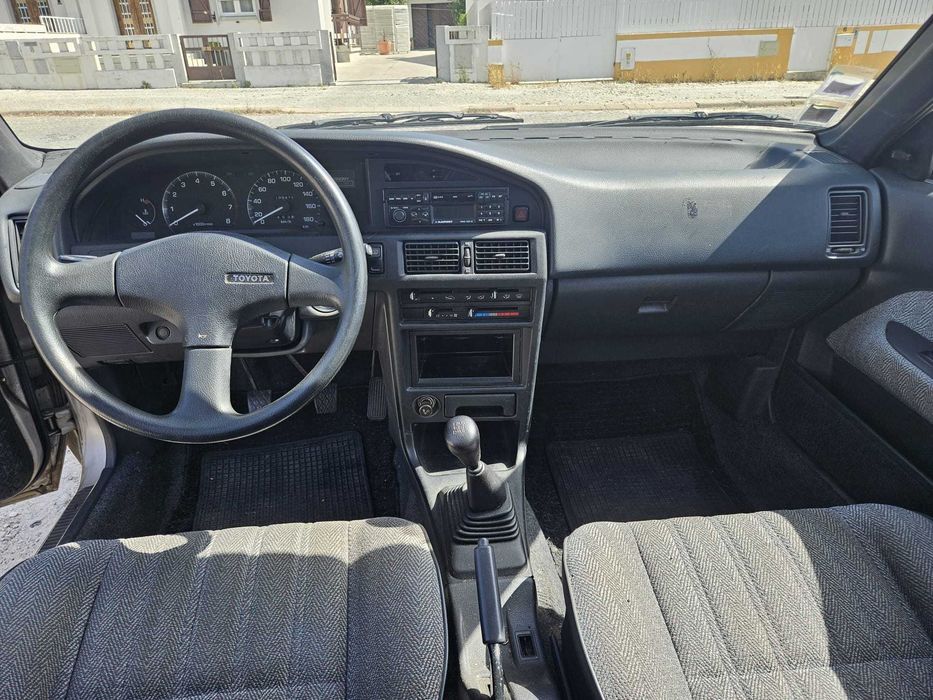 Toyota Corolla E90 XL