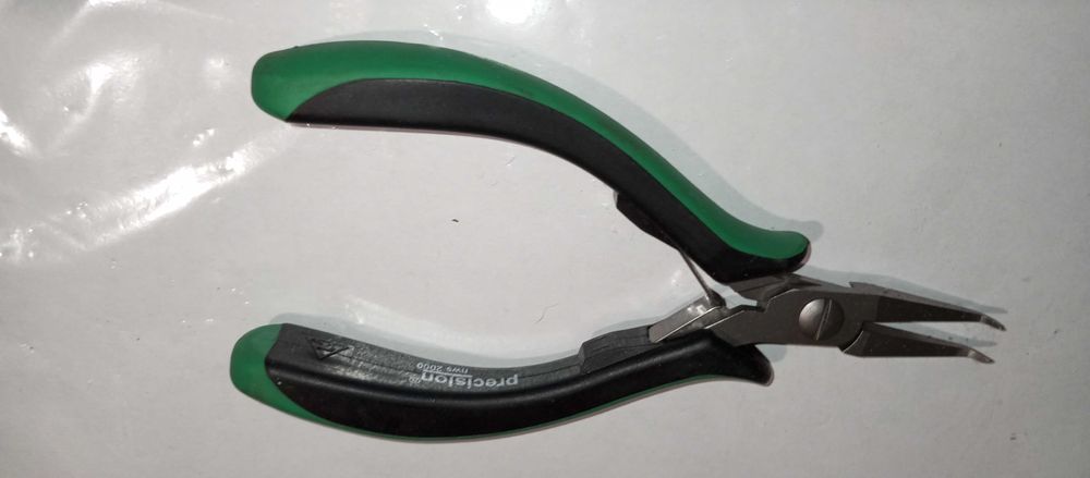 Кусачки для ногтей