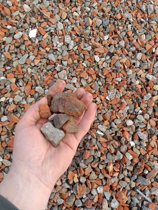 Tłuczeń ,gruz budowlany na utwardzenie