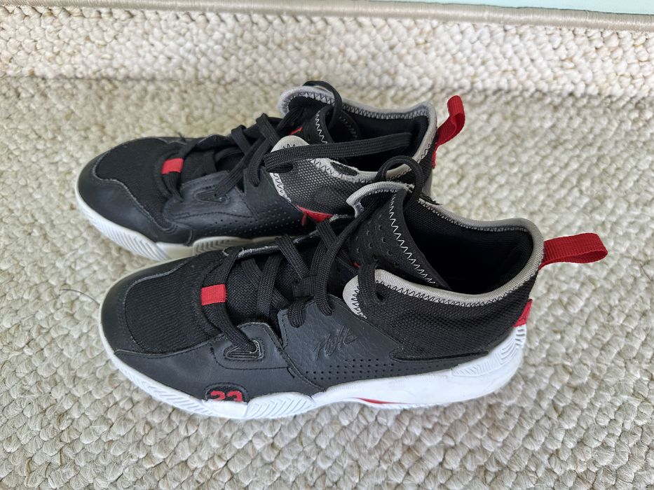 Buty do koszykówki Nike AIrMax Jordan rozmiar 36,5