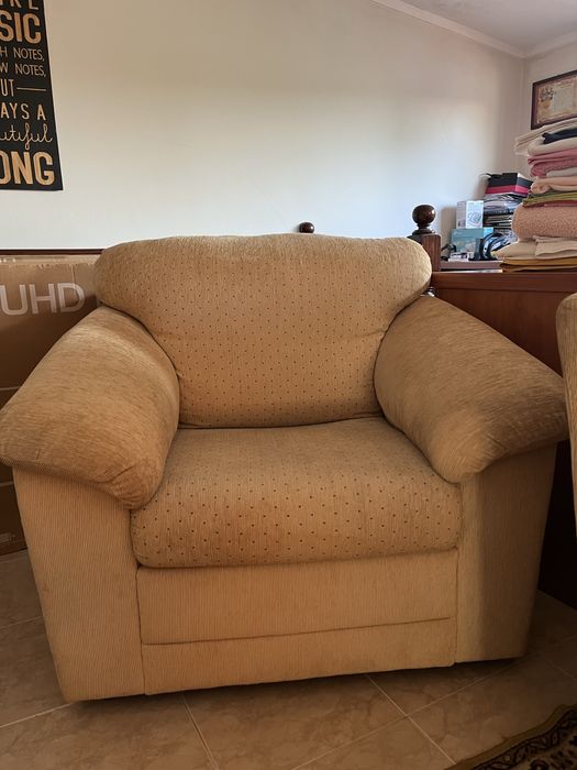 Conjunto sofa cama e dois sofas individuais